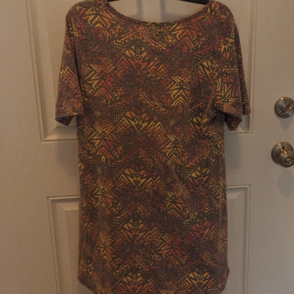 Lularoe shirt. - Picture 4 of 5